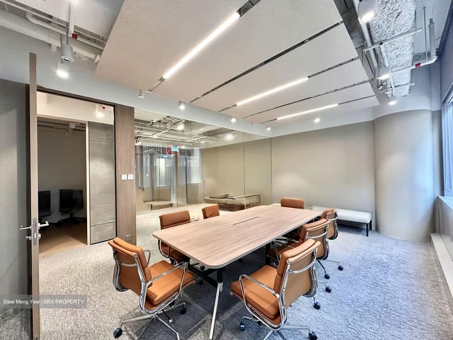Chevron House (D1), Office #543689131